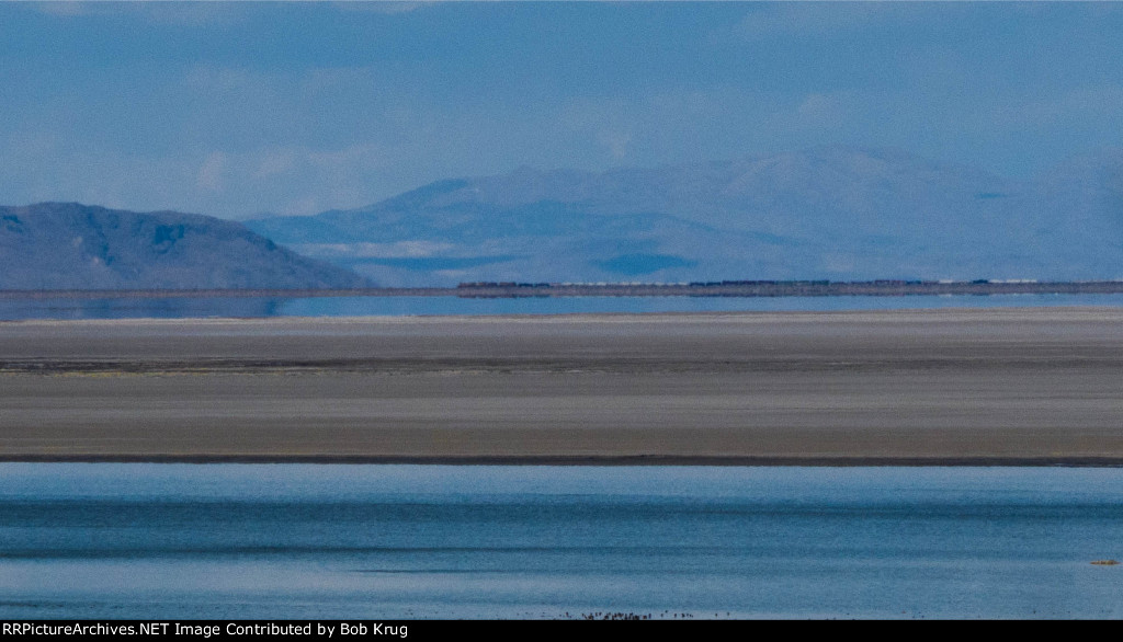 Westbound UP freight train crossing the Great Salt Lake Causeway / UP's Lucin Cutoff